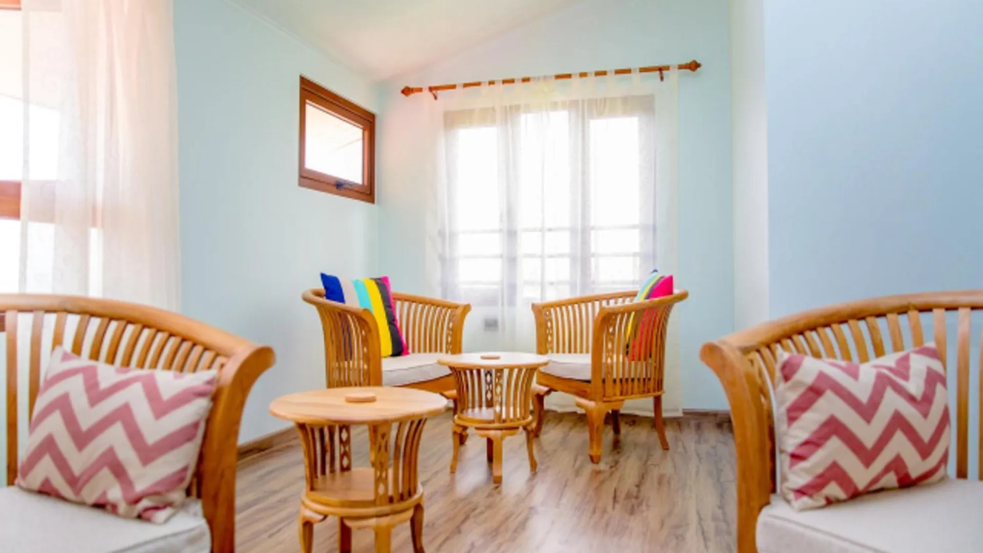 Spacious Apartment With Sea View Au Cap 124 M²