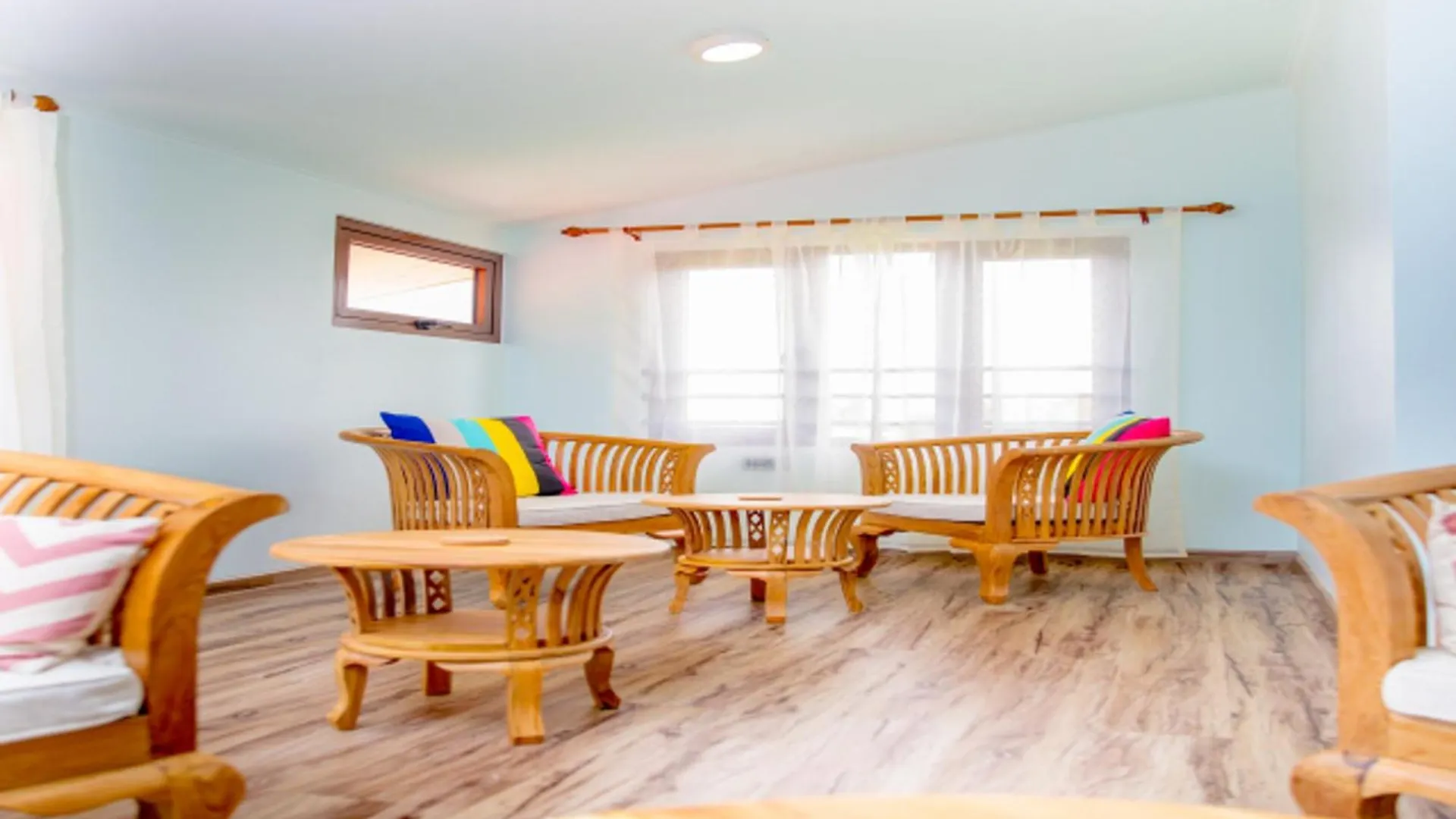 Spacious Apartment With Sea View Au Cap 124 M²