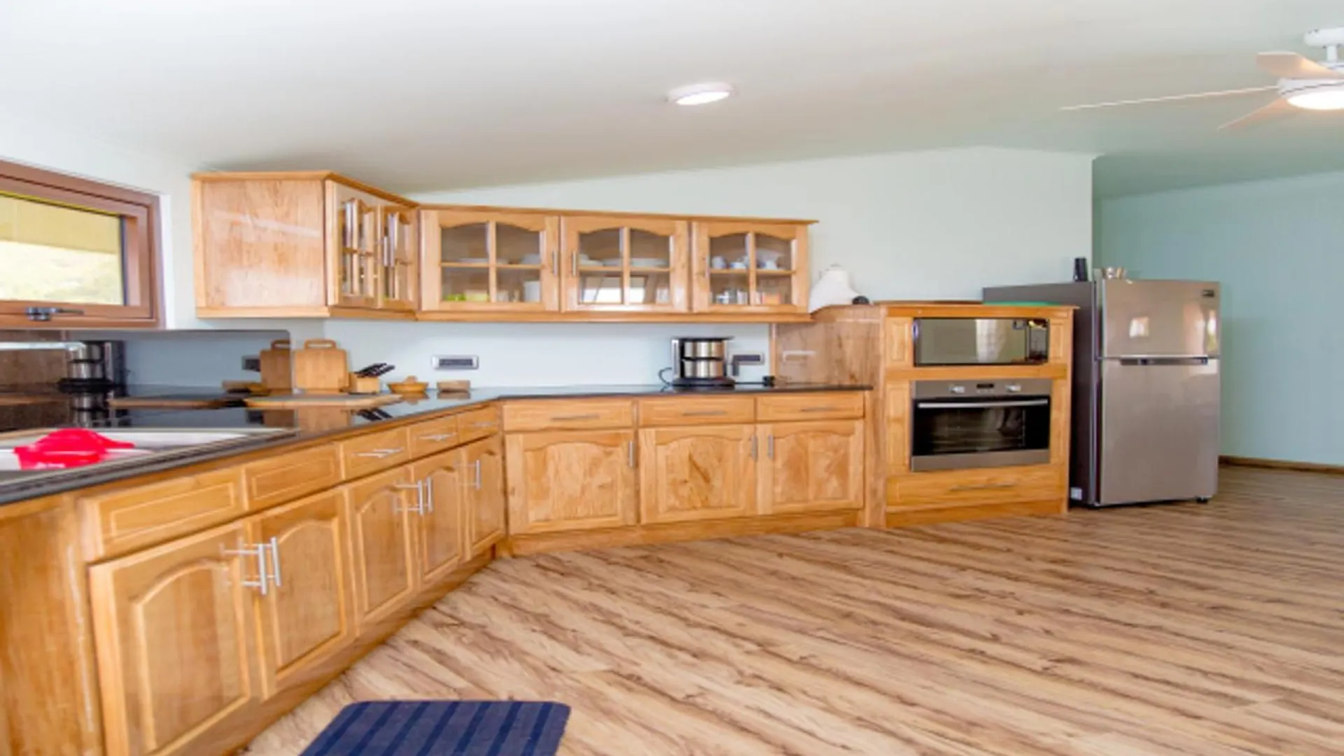 Spacious Apartment With Sea View Au Cap 124 M² Seychely